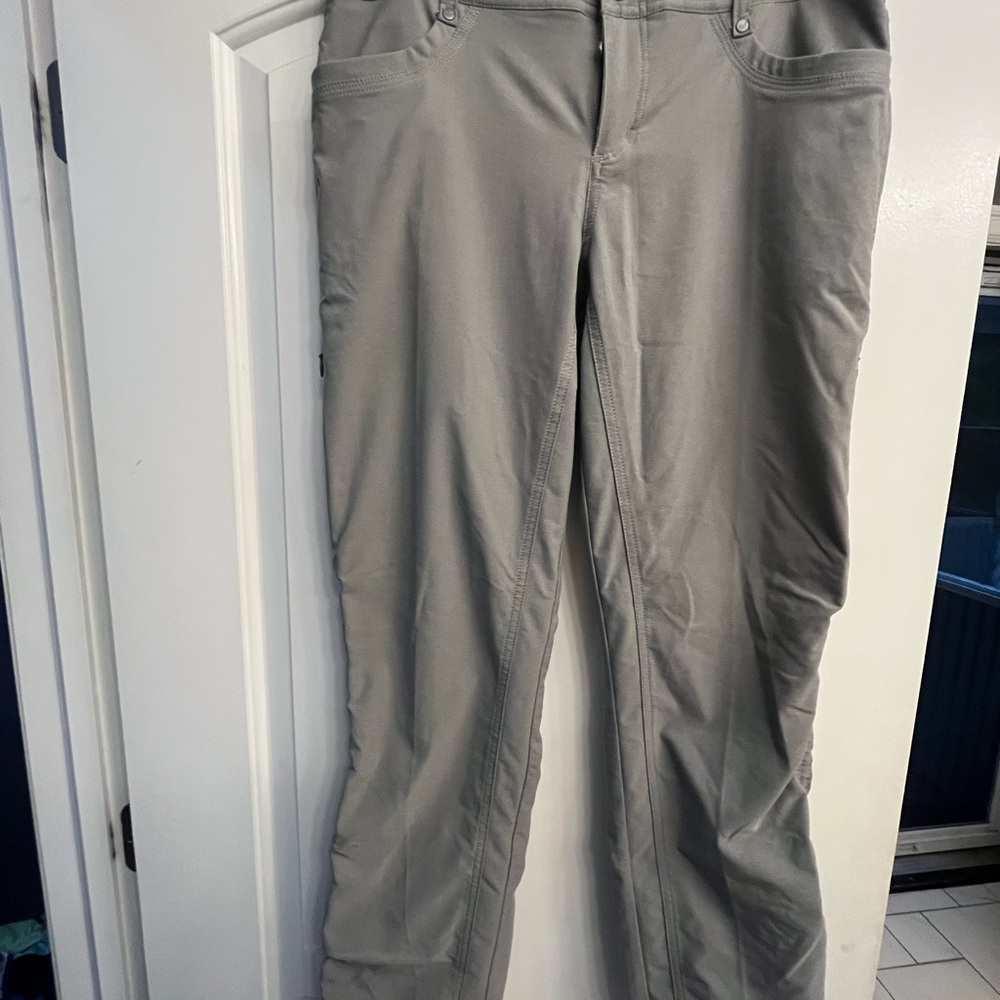 Kuhl Gray Chinos Versatile Performance Pants